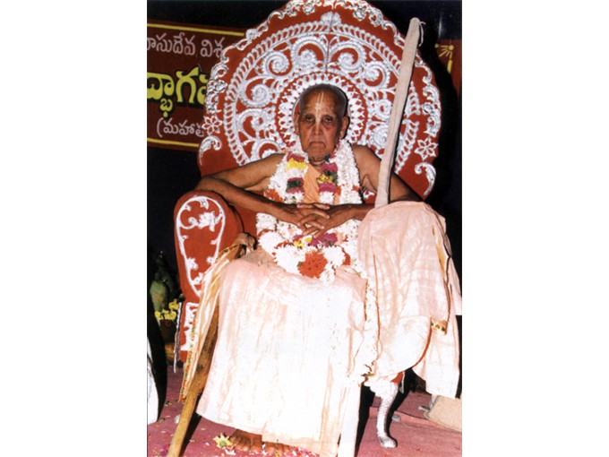 Gurudev in Kovvur
